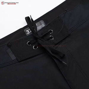 Pantalones cortos de gimnasio para hombre de alta calidad al por mayor con diseño de logotipo personalizado pantalones cortos de algodón pantalones cortos de gimnasio de cantidad simple informales negros - Product Image 5