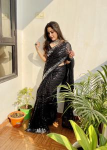 Diseñador de boutique indio elegante nupcial Saree suave Georgette tela bordado de moda incluye blusa étnica para fiestas de invierno - Product Image 4