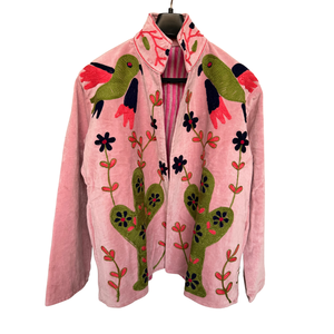 Veste pull rose en velours brodé à imprimé floral, motif perroquet et cactus, col montant, manches longues, faite à la main, légère - Product Image 3