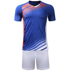 Ropa deportiva de alta calidad para hombre, cómoda Camiseta deportiva de poliéster 100%, uniforme de fútbol, impresión por sublimación - Product Image 1