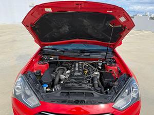 Hyundai Genesis Coupé 2.0-T 2013 - Product Image 6