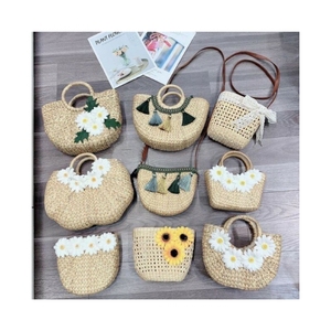 AVAILABLE Water Hyacinth Handbag Hand Made Style Suitable for Wedding Favors and Home Decoration Ensuring Distinctive Look - Product Image 5