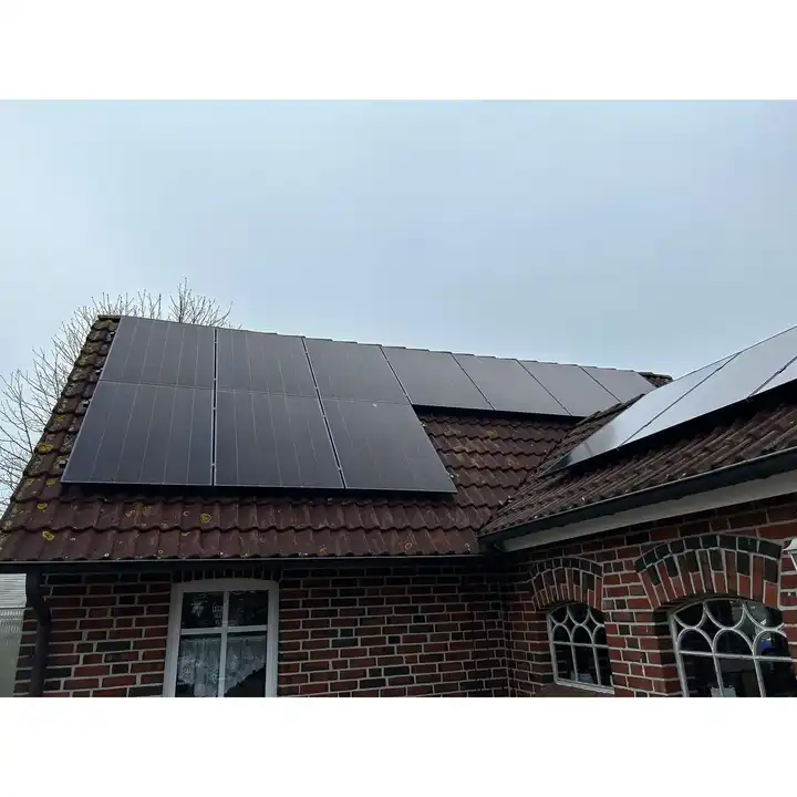 Monocrystalline Silicon Double Glass Solar Panel 460W Max. Power 660W Panel Efficiency TUV Certified for Roof Application