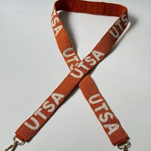 Sacs présentant des motifs artistiques uniques et un design multicolore idéal pour les sacs fourre-tout et les sacs à bandoulière - Product Image 1