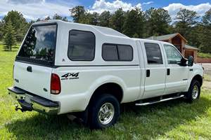 FORD F-250 SUPER DUTY LARIAT 4X4 d'occasion 2002 (conduite à gauche/droite) - Product Image 4