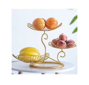 Fuerte cesta de frutas de hierro negro hecha a mano con pergamino artístico duradero perfecto para el estilo de la mesa de comedor del hogar - Product Image 2