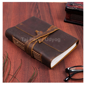 Carnet de croquis d'écriture de voyage en cuir vintage rustique personnalisé avec du papier A4 blanc lisse non ligné pour l'école ou les cadeaux - Product Image 6