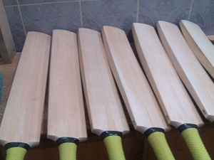 ไม้คริกเก็ตอิงลิชวิลโลว์เกรด A รุ่นใหม่ ปี 2025 คุณภาพสูง สำหรับผู้เล่น - Product Image 5