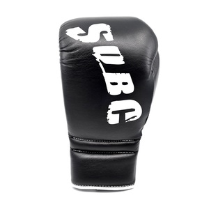 Gants de boxe en cuir noir à lacets Gants de boxe et de kickboxing de haute qualité pour l'entraînement. - Product Image 3