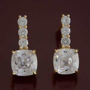 Boucles d'oreilles en argent 92,5, style vintage, tendance, avec placage or, ornées de diamants, de zircons et de perles, pour mariage, fiançailles, fête - Product Image 1