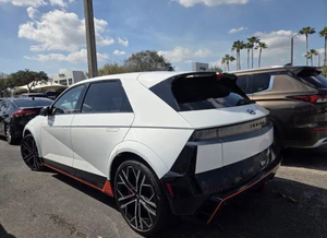 สินค้าคุณภาพเยี่ยม มือสอง สภาพดีเยี่ยม ปี 2025 ฮุนได ไอโอนิค 5 เอ็น เอดวีดี พร้อมใช้งาน - Product Image 2