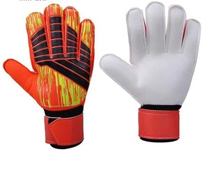 ถุงมือผู้รักษาประตูที่ทันสมัยจากผู้ผลิตชั้นนำสำหรับแฟนกีฬา - Product Image 4