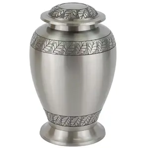 Urna de cremación de metal de aluminio plateado utilizada para suministros funerarios para cenizas de adultos, urnas de recuerdo, urnas para mascotas para ahorrar uso de memoria - Product Image 1