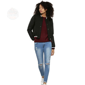 OEM personalizado mujer negro Varsity chaqueta al por mayor de lana cuerpo de cuero mangas transpirable tejido método - Product Image 3