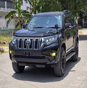 Toyota Land Cruiser Prado d'occasion en excellent état - Product Image 2