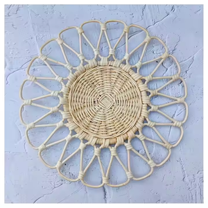 Tapis de table abordable en gros napperons tissés naturels brodés à la main tapis de table en osier jonc de mer et rotin pour les mariages - Product Image 4