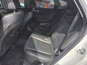Hyundai Tucson SUV d'occasion 2017, conduite à gauche, automatique, traction avant, 1.6T, faible kilométrage, véhicule d'exportation 2016 2017 |   Prêt à l'exportation - Product Image 5