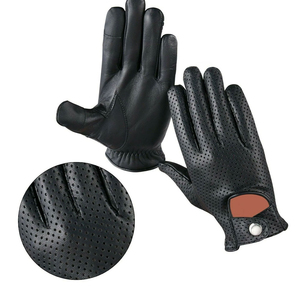 Guantes de Cuero de Alta Gama en Oferta, Duraderos y Suaves, Hechos de Cuero para Todo Clima, en Diferentes Diseños Personalizados - Product Image 5
