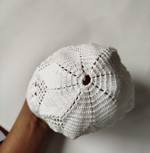 Chapeau de prière pour hommes musulmans de qualité d'exportation Kufi fabriqué avec 100% de coton de qualité supérieure est plus doux et confortable chapeau musulman du Bangladesh - Product Image 3