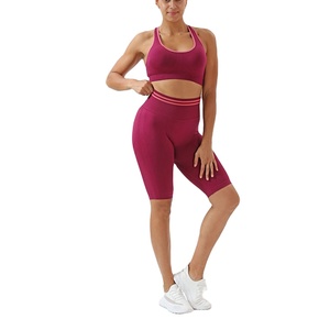 Chándal de terciopelo para mujer, pantalones cortos y parte superior recortada, pantalones para correr, conjunto de pantalones de dos piezas, chándal de terciopelo, chándal, ropa deportiva para gimnasio - Product Image 1