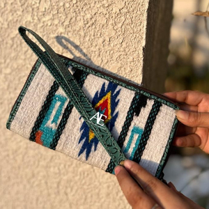 กระเป๋าคลัทช์หนังสำหรับผู้หญิงผ้าแอซเท็กแบบตะวันตกกระเป๋าเงินมีหลายสีที่เป็นเอกลักษณ์ของ Aztec - Product Image 1