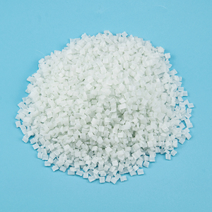 Granules de résine PET de qualité alimentaire de haute qualité de 0.80mm pour le moulage de bouteilles avec poudre Pet Flakes Chips Wholesale Supply - Product Image 1