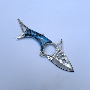 มีดทำมือคุณภาพดีที่สุด ทำจากเหล็กดามัสกัส สำหรับล่าสัตว์และตั้งแคมป์ ใบมีดดามัสกัส รูปทรงปลา มีดแล่เนื้อ พร้อมปลอกหนัง - Product Image 3