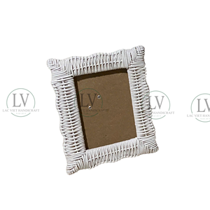 กรอบรูปหวายทรงเปลือกหอยประกอบไปด้วย3ขนาด6x4, 5x7และ8x10กรอบรูปติดผนังแบบทำมือจากเวียดนาม - Product Image 5