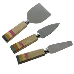 Juego de 3 herramientas de queso con mango de cuerno de forma personalizada elegante para restaurante, villas, uso de cocina, cubiertos, juego de queso de la mejor calidad - Product Image 2