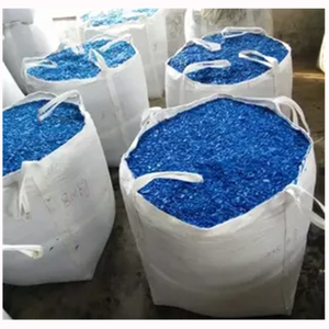 ขวด PET บนก้อนผสมสีเศษพลาสติกโปร่งใสและฉลากผสม - Product Image 2