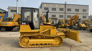 Бульдозер гусеничный Caterpillar D4C с объемом отработанной земли 2,8 м³ и высокоэффективным двигателем, средний гусеничный бульдозер - Product Image 4