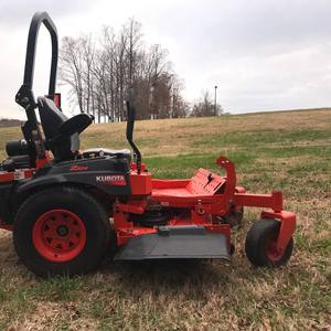 เครื่องตัดหญ้าแบบ Zero Turn ยี่ห้อ Kubota รุ่น Z724KH ปี 2017  คู่มือการใช้งานเครื่องตัดหญ้าแบบ Zero Turn  กำลังไฟ 1800 วัตต์ พร้อมถังเก็บหญ้า - Product Image 1