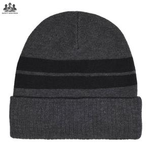 Gorro de Punto Jacquard Personalizado Multicolor de Moda para Invierno, Cálido, de Alta Calidad, Ajustable para Hombres Adultos - Product Image 2