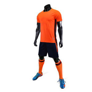Kit de uniforme de fútbol juvenil para hombres y niños, ropa de equipo con logotipo personalizado, conjunto de entrenamiento de manga corta, camiseta de fútbol de secado rápido - Product Image 1