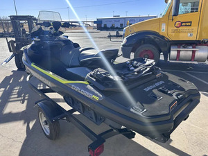 Seaoo 300 Jetski 4 temps, motomarine 150 CV 1400 cm³, couleur métallique Tan Lava Red, prêt à être expédié - Product Image 6