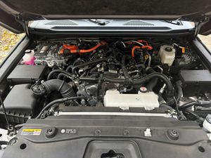 Toyota Land Cruiser 2024, 1958, Gasolina, Bajo Kilometraje - Product Image 6