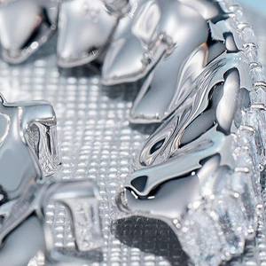 Luxe 10k Solid Gold Dents Grill 2023 À La Mode Diamant et Poussière Moissanite Personnalisé Grillz Fine Piercing Bijoux pour Hommes Femmes - Product Image 5