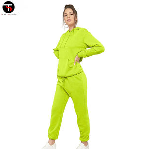 2025 último estilo OEM conjunto de trajes de jogging de algodón de entrenamiento para mujer Tops cortos para mujer patrón sólido estampado personalizado tallas 3XL 2XL 6XL - Product Image 2
