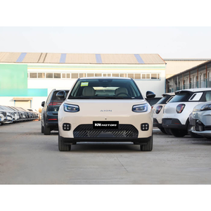 Vente en gros AION UT Super 500km <span class=keywords><strong>Voiture</strong></span> électrique compacte 100kW pour flotte <span class=keywords><strong>de</strong></span> taxis et VTC en Asie du Sud-Est - Product Image 2