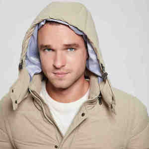 Motif personnalisé OEM Veste bouffante à col montant pour hommes Automne hiver noir toile unie avec fermeture éclair à faible taux - Product Image 3