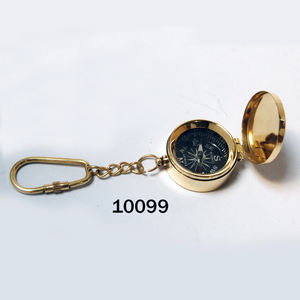 Porte-clés nautique authentique en laiton pour collectionneurs maritimes, avec un design traditionnel et un poids métallique de qualité supérieure - Product Image 4