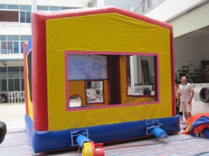 Château gonflable en PVC modulable pour location de fête d'enfants - Product Image 2