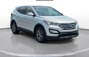 SUV SantaFE 2013 d'occasion en bon état, sièges en cuir noir, transmission automatique, phares LED, pneus R18, moteur à essence - Product Image 4