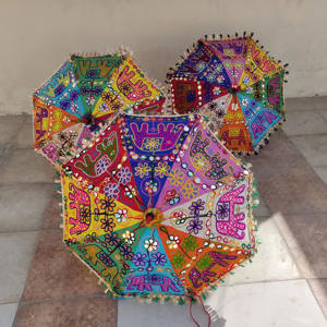 Parapluie manuel en métal à panneaux en dentelle, parapluie pliant en métal, parapluie de mariage à panneaux, parapluie manuel en métal pour la protection solaire UM18 - Product Image 6