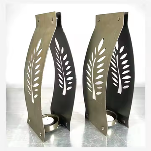 Bougeoirs élégants en métal dans une forme unique, finis en noir classique. Parfait pour la maison et la décoration de table de mariage Votives - Product Image 3