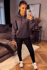 Sudadera con Capucha para Mujer, Estilo Holgado con Hombros Caídos, Diseño en Relieve, Antiarrugas y Transpirable, Estilo Urbano, Gran Venta - Product Image 4