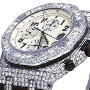 Elegante reloj de cuarzo de lujo con piedras de moissanita heladas brillantes que ofrecen belleza de calidad superior y precisión precisa - Product Image 6