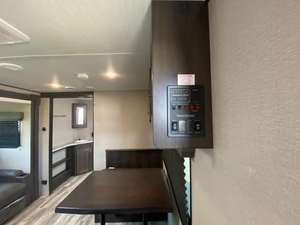 Usado, 2022, G-r-a-n-d D-e-s-i-g-n Transcend X-p-l-o-r 231RK, listo para vender - Product Image 5