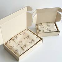 Boîtes d'expédition colorées personnalisées avec logo imprimé, boîtes d'emballage pour vêtements, boîtes d'expédition personnalisées pour emballages cadeaux