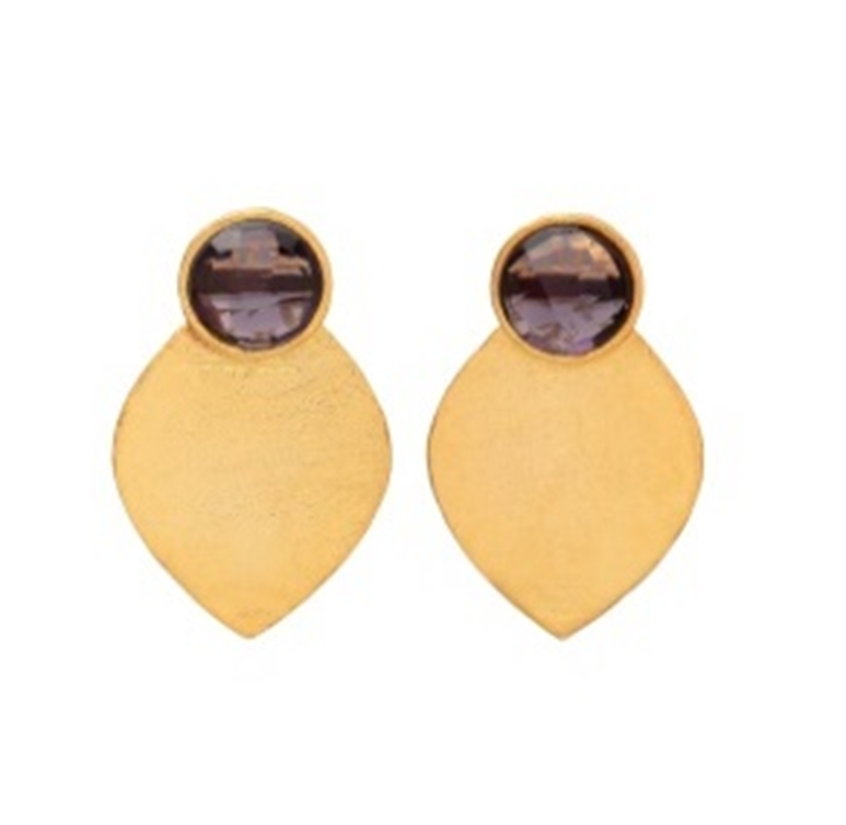 น้ำตาล // ทอง